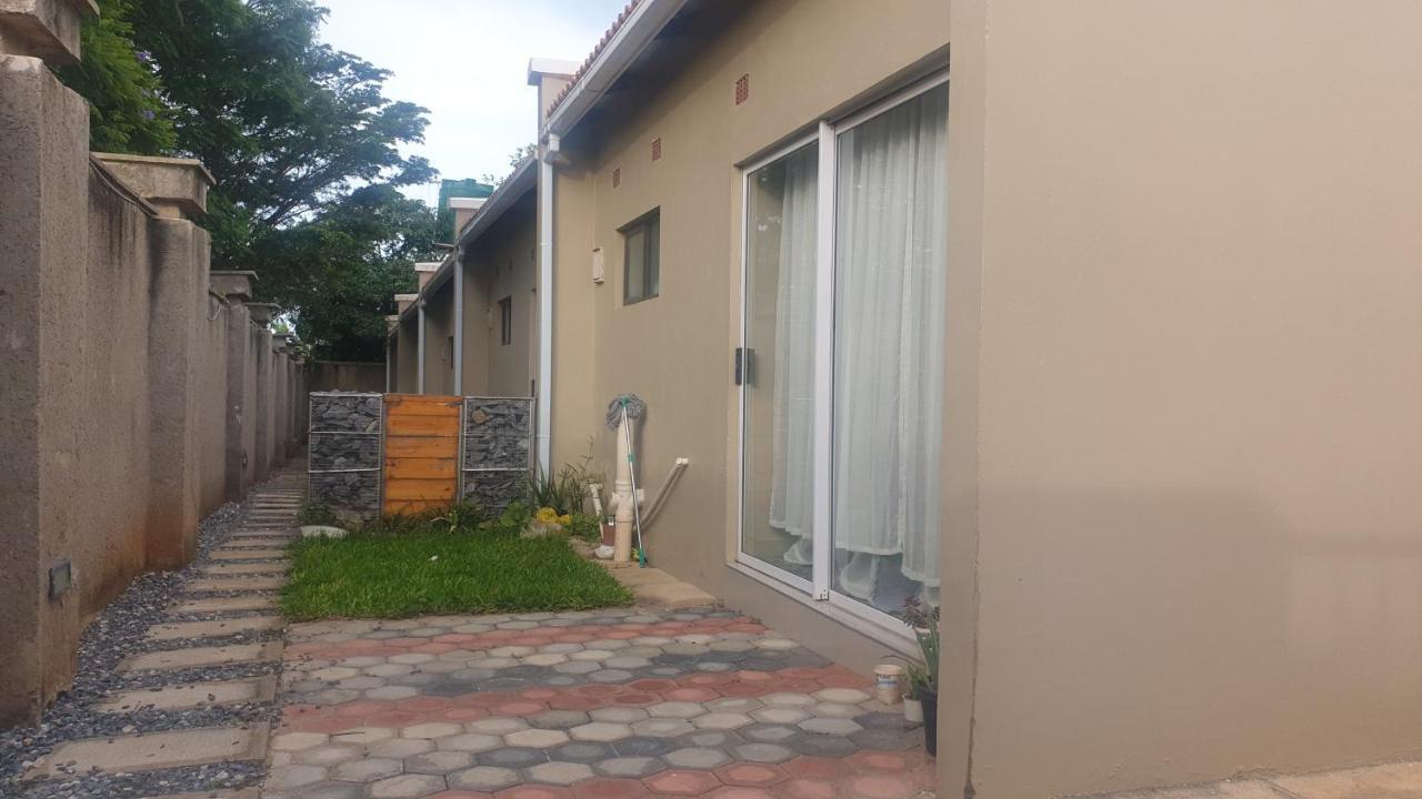 Lukundo Place Lusaka Exteriör bild